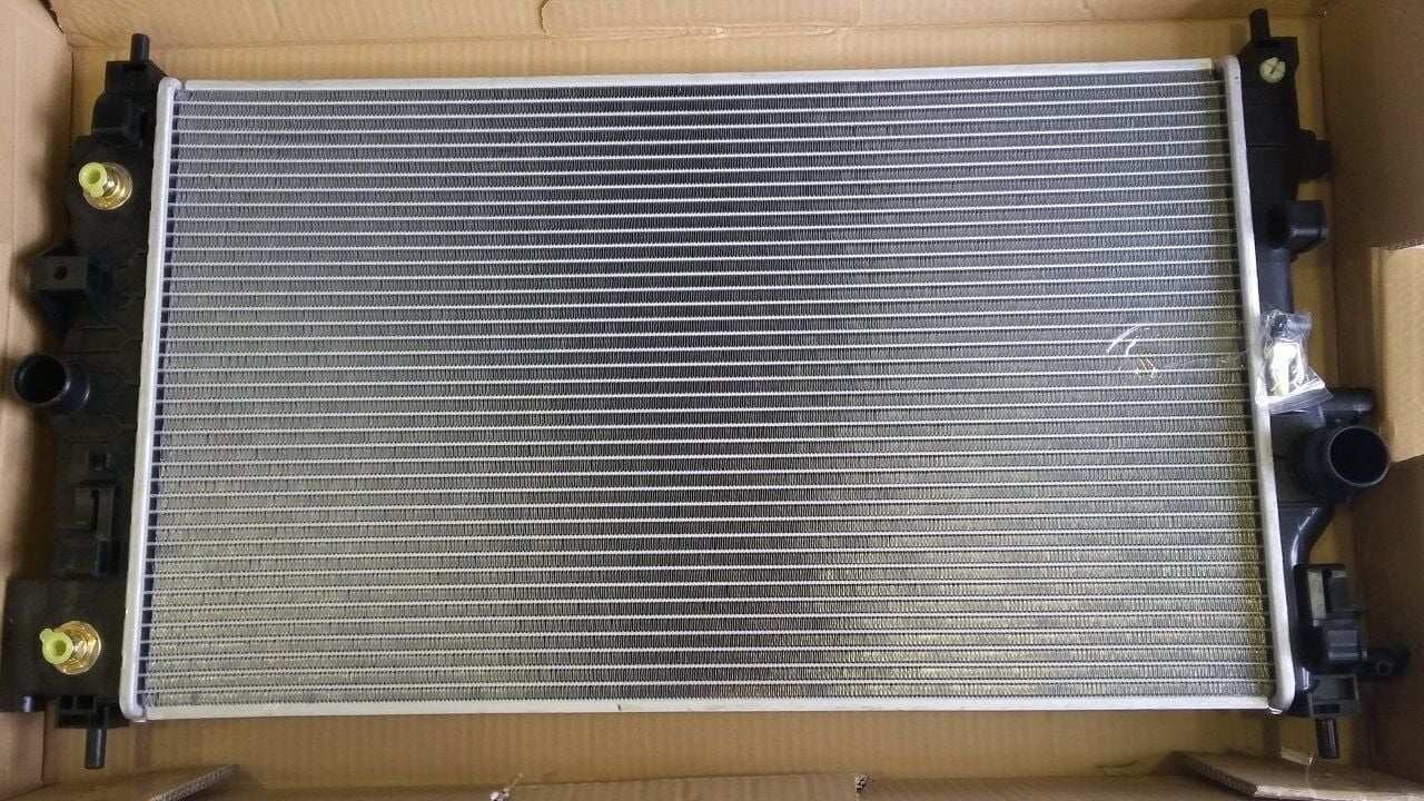 Chevrolet Cruze Manuel Kalın Tip Su Radyatörü 26mm