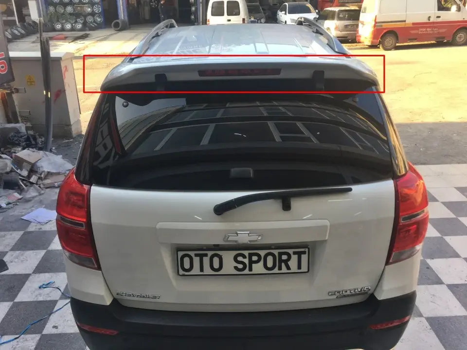 Chevrolet Captiva C100-C140 Sedefli Beyaz Spoiler