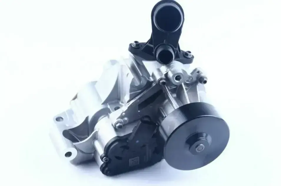 Opel Astra K 1.5 Dizel Su Pompası Elektrikli GM