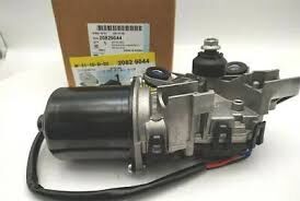 Chevrolet Captiva C100 Kasa Ön Silecek Motoru Orijinal