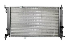 Opel Astra F 1.6 Benzinli Otomatik Motor Su Radyatörü