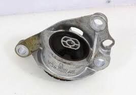Opel Astra K Arka Dingil Braketi Sağ (Otomatik Far Seviyeleme Hariç)