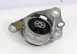Opel Astra K Arka Dingil Braketi Sağ (Otomatik Far Seviyeleme Hariç)