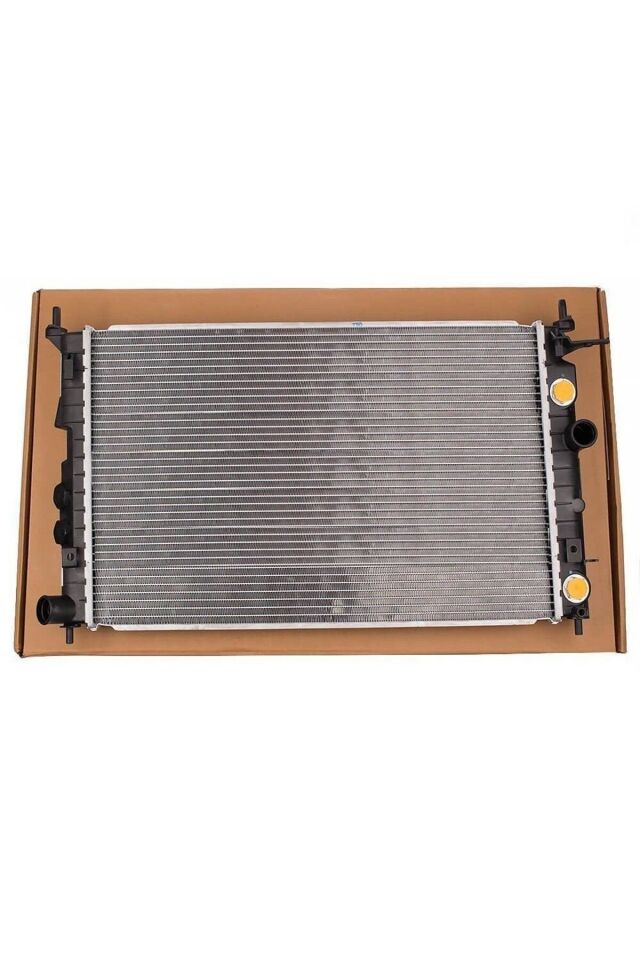 Opel Astra F 1.6 Benzinli Otomatik Motor Su Radyatörü Behr