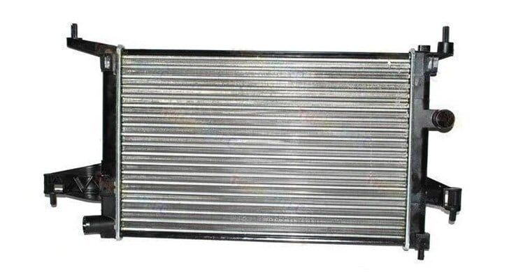 Opel Corsa C Z14XE Manuel Vites Su Radyatörü Waxell Marka