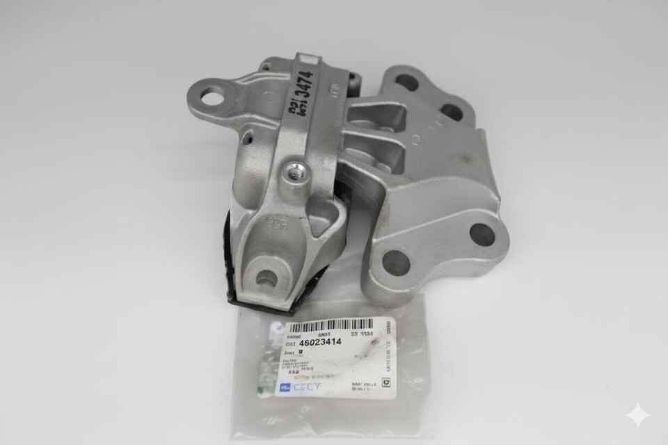 Opel Mokka 1.6 Dizel Sol Şanzuman kulağı