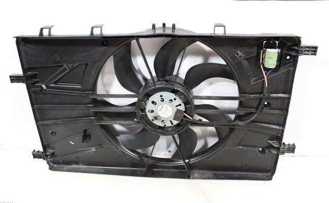 Opel Astra J 1.6 Dizel Fan Motoru Komple Ürün