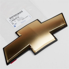 Chevrolet Captiva Ön Panjur Arması Gm