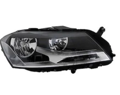 Volkswagen Passat 2011 - 2014 Model Sağ Ön Far Depo Marka