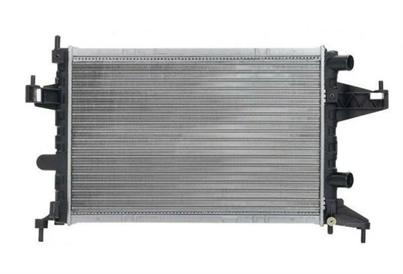 Opel Corsa C 1.0 / 1.2 / 1.4 MotorSu Radyatörü (BEHR)